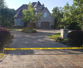 Nettoyage de pavé uni Ste-Julie